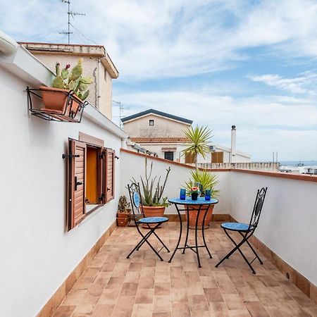 Apartamento Naxos Charming Penthouse With Swimming Pool X6 Giardini-Naxos Exterior foto