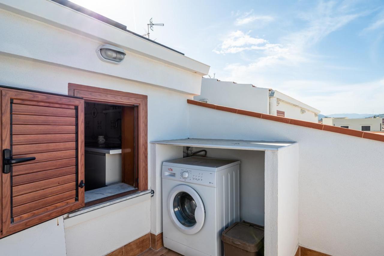 Apartamento Naxos Charming Penthouse With Swimming Pool X6 Giardini-Naxos Exterior foto